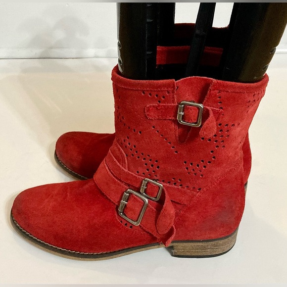 Originals MTNG |  Red suede boots with leather soles.  with buckles SZ-38 - Picture 8 of 11